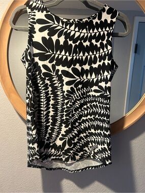 Black & White Printed Sleeveless Tank Top
